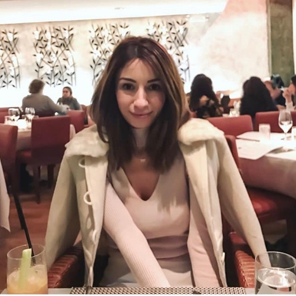 Meet your Posher, Ulku - Picture 4 of 6